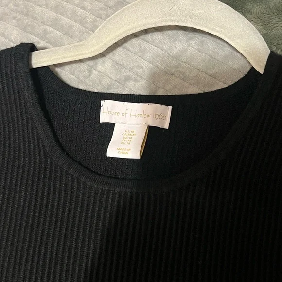 House of Harlow 1960 Ribbed Crop Tank - Black & Cream - Picture 4 of 5